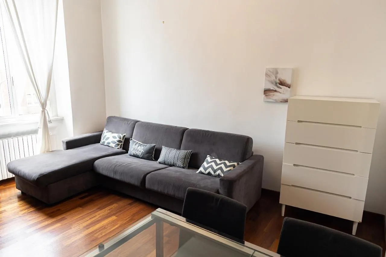Elegante Bilocale A 15 Min Dal Duomo Apartment Milan 0*,